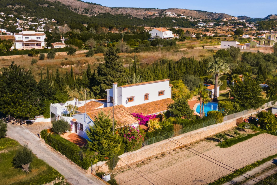 Foto Calle Groenlandia 10, Javea - Danize & Dominique van der Doorn.png